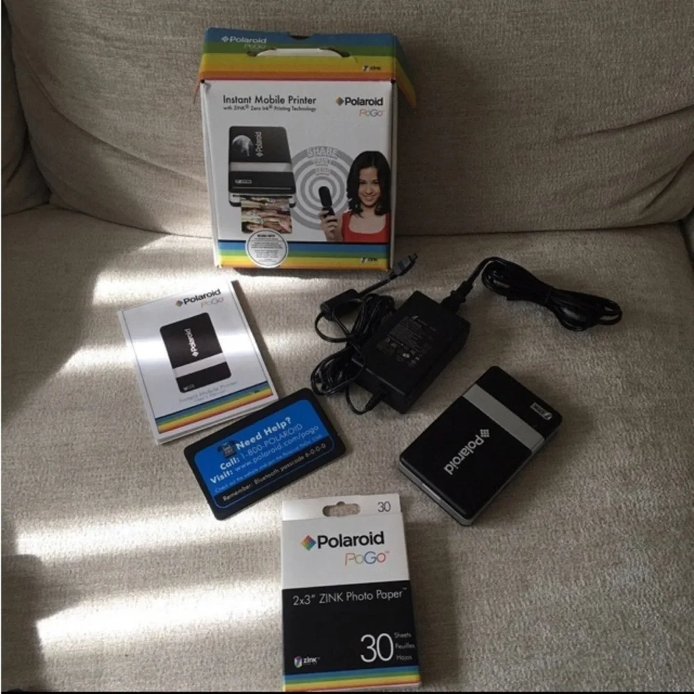 Polaroid PoGo Mobile Printer/Brand New Film Pack